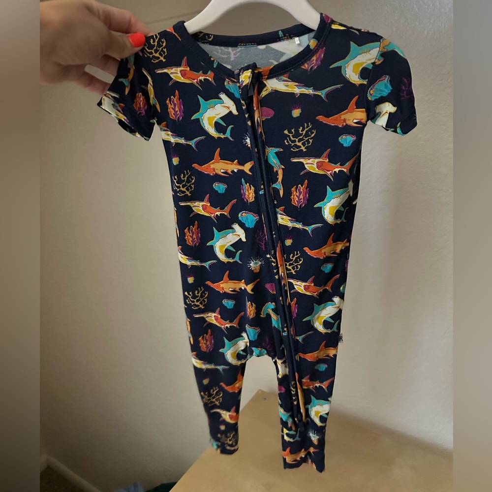Bums&Roses short sleeve romper - sharks